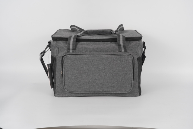 Large-capacity gray picnic bag